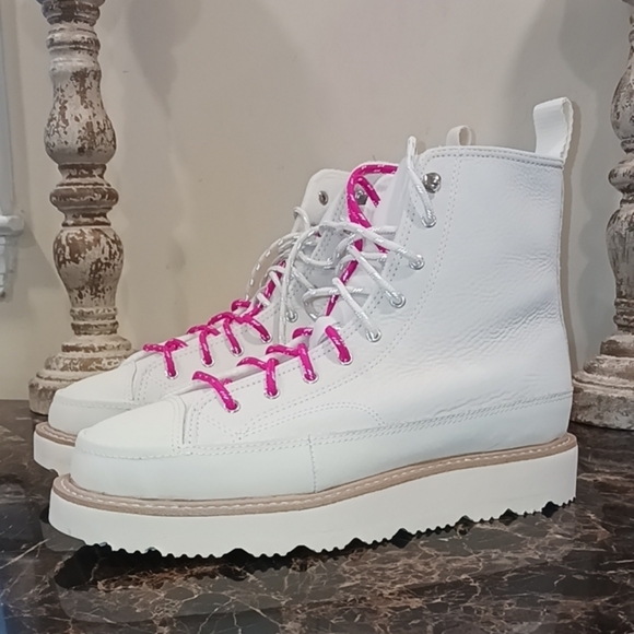 Converse Shoes - Converse Chuck Taylor Crafted Boots Size 7.5 Men/9 Women